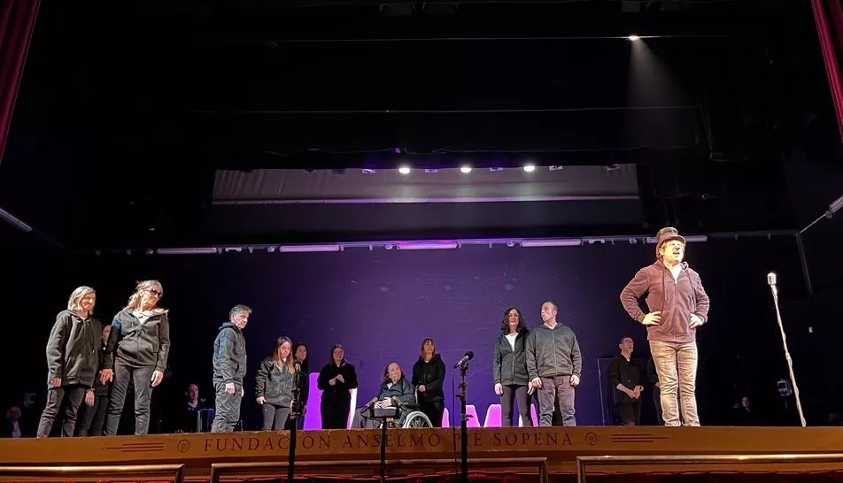 Representación en Diversario del espectáculo Normal. Foto Mercedes Manterola