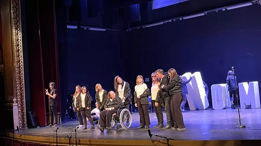 Representación en Diversario del espectáculo Normal. Foto Mercedes Manterola