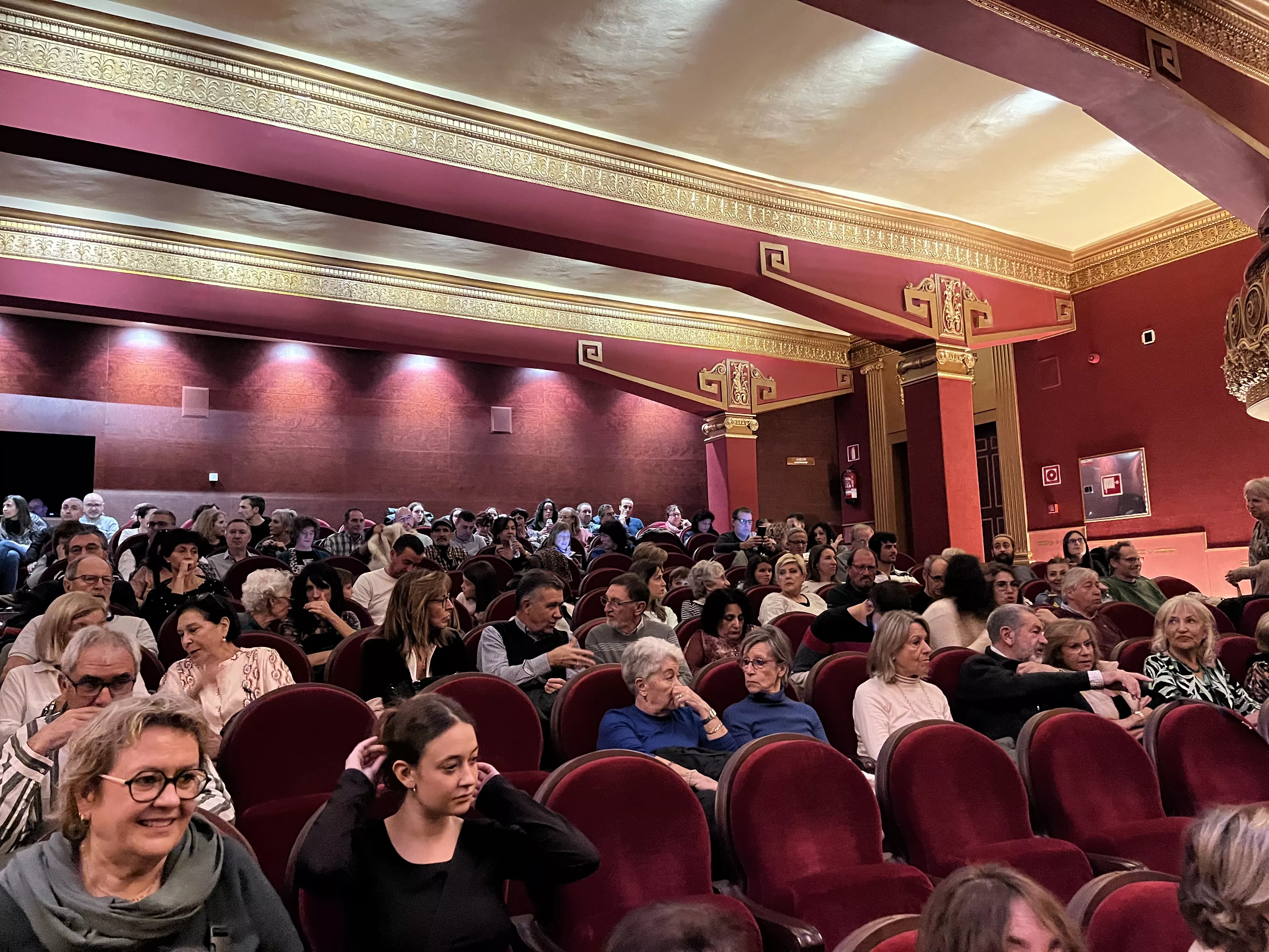 Representación en Diversario del espectáculo Normal. Foto Mercedes Manterola