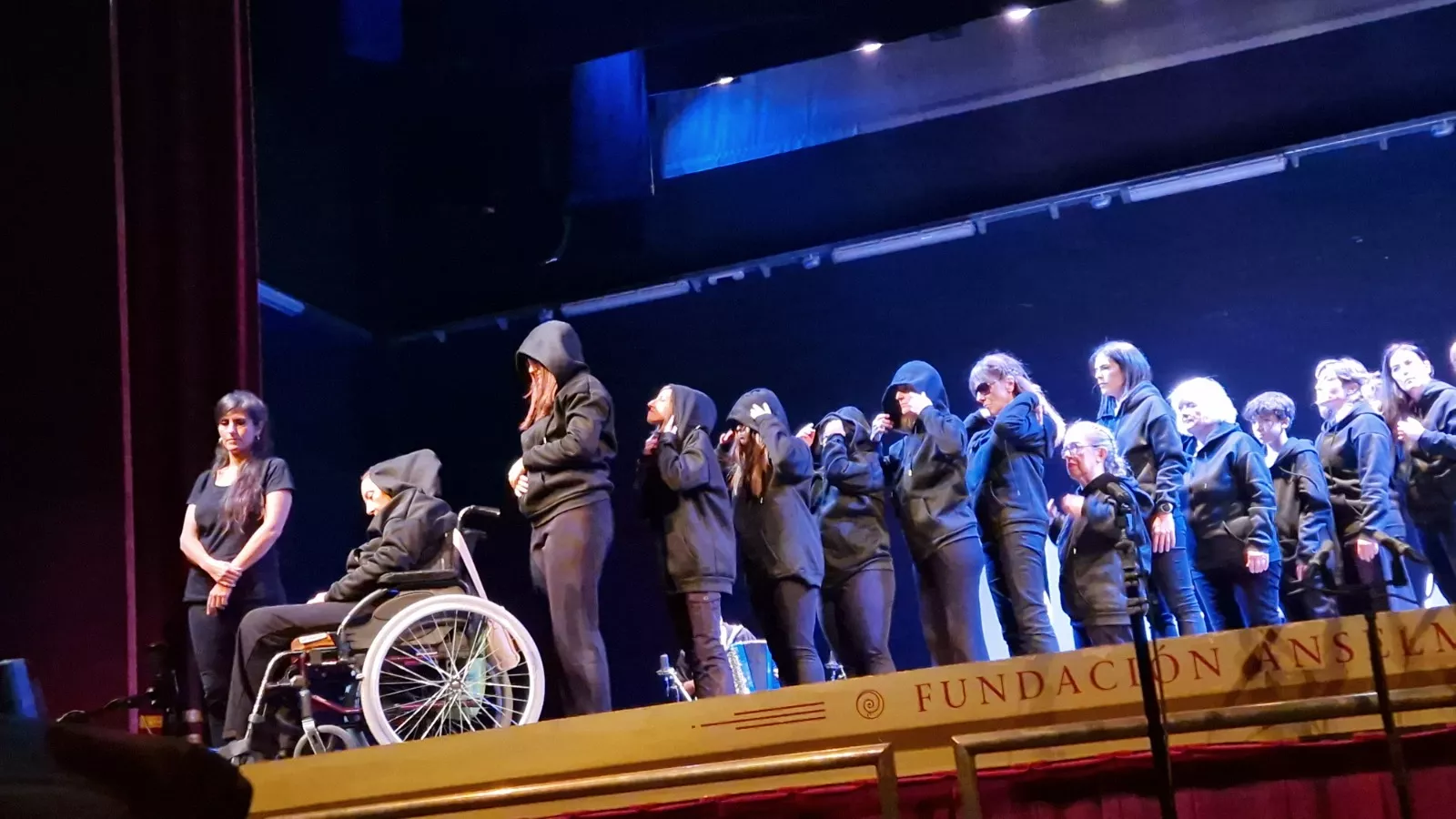 Representación en Diversario del espectáculo Normal. Foto Myriam Martínez