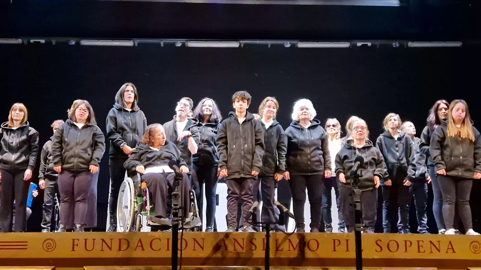 Representación en Diversario del espectáculo Normal. Foto Myriam Martínez