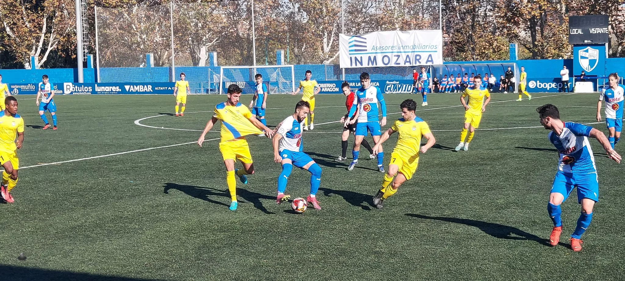 Un momento del Ebro 0-1 Almudévar en El Carmen.