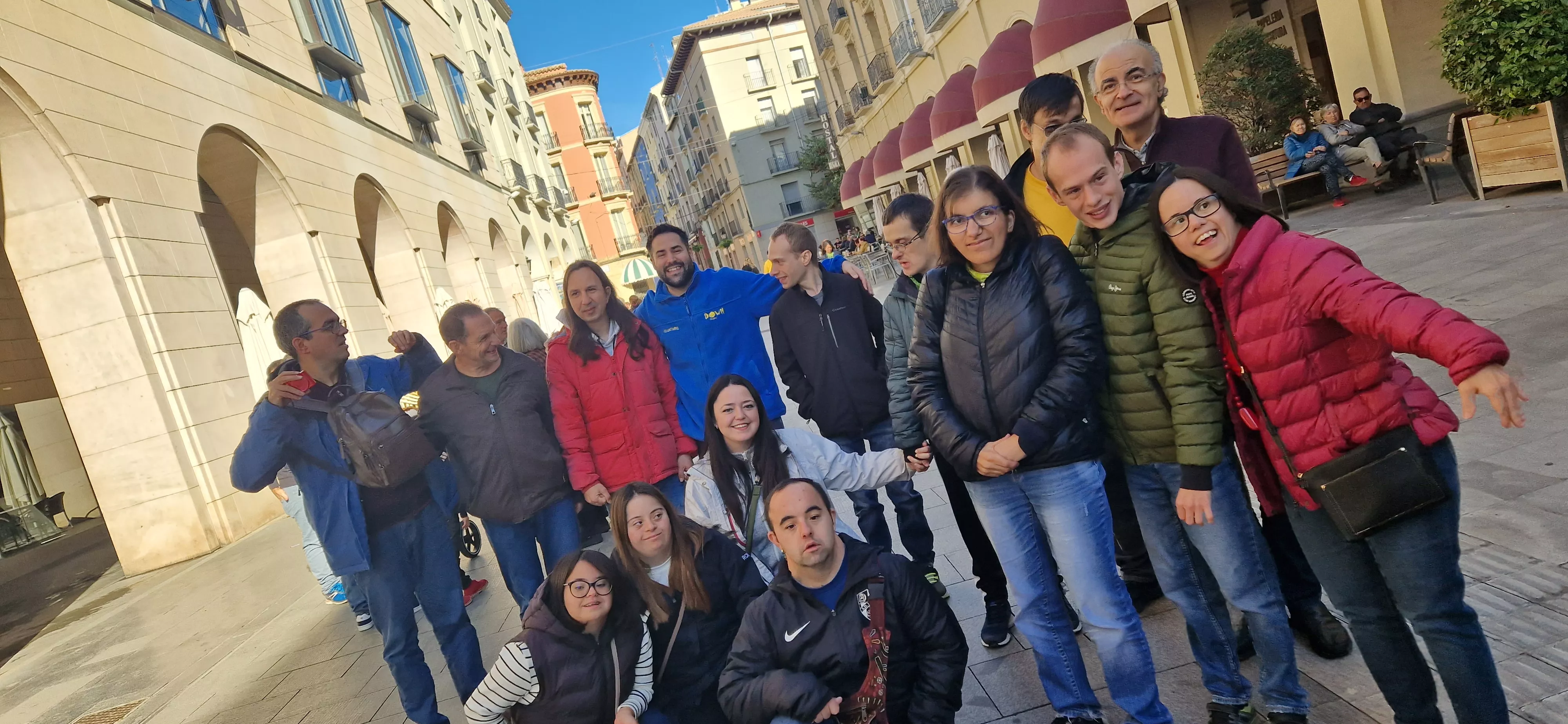 Actuación del Coro de Arcadia y La Remós Band en la clausura de Diversario. Foto Myriam Martínez