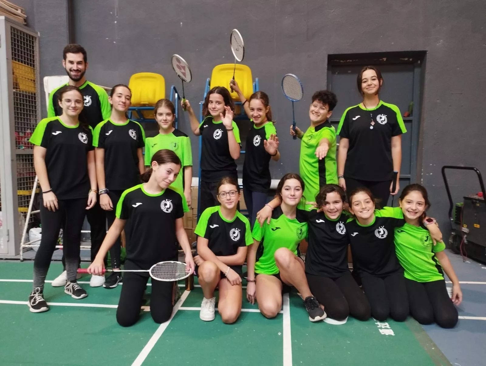 Componentes del equipo del VVOSCA que disputaron la primera jornada del Campeonato Provincial Escolar de bádminton Componentes del equipo del VVOSCA que disputaron la primera jornada del Campeonato Provincial Escolar de bádminton
