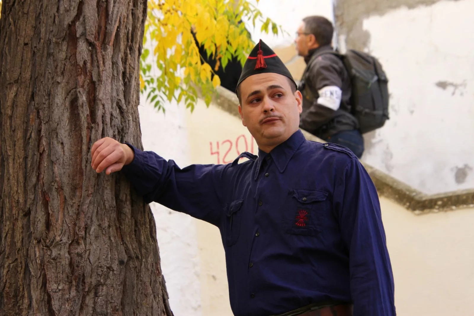 La asociación recreacionista oscense "Primera Línea" participa en Flix en el 85 aniversario del final de la Batalla del Ebro. Foto Carlos Neofato 