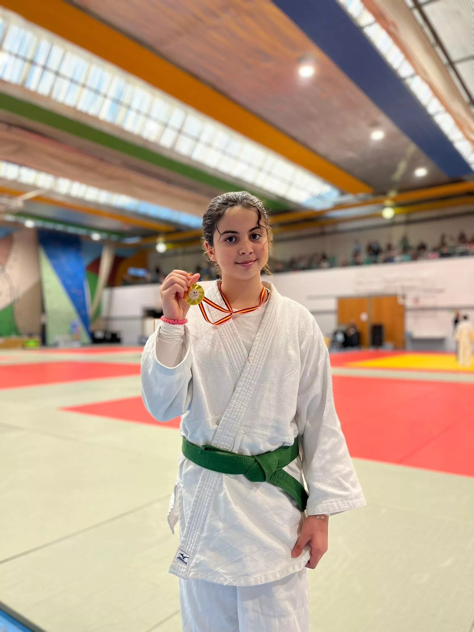 África Arrocha (Kanpai), oro