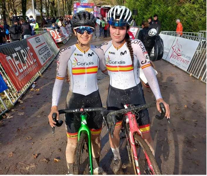 Ana López y Julia Villacampa, en su estreno en Copa del Mundo de ciclocross.