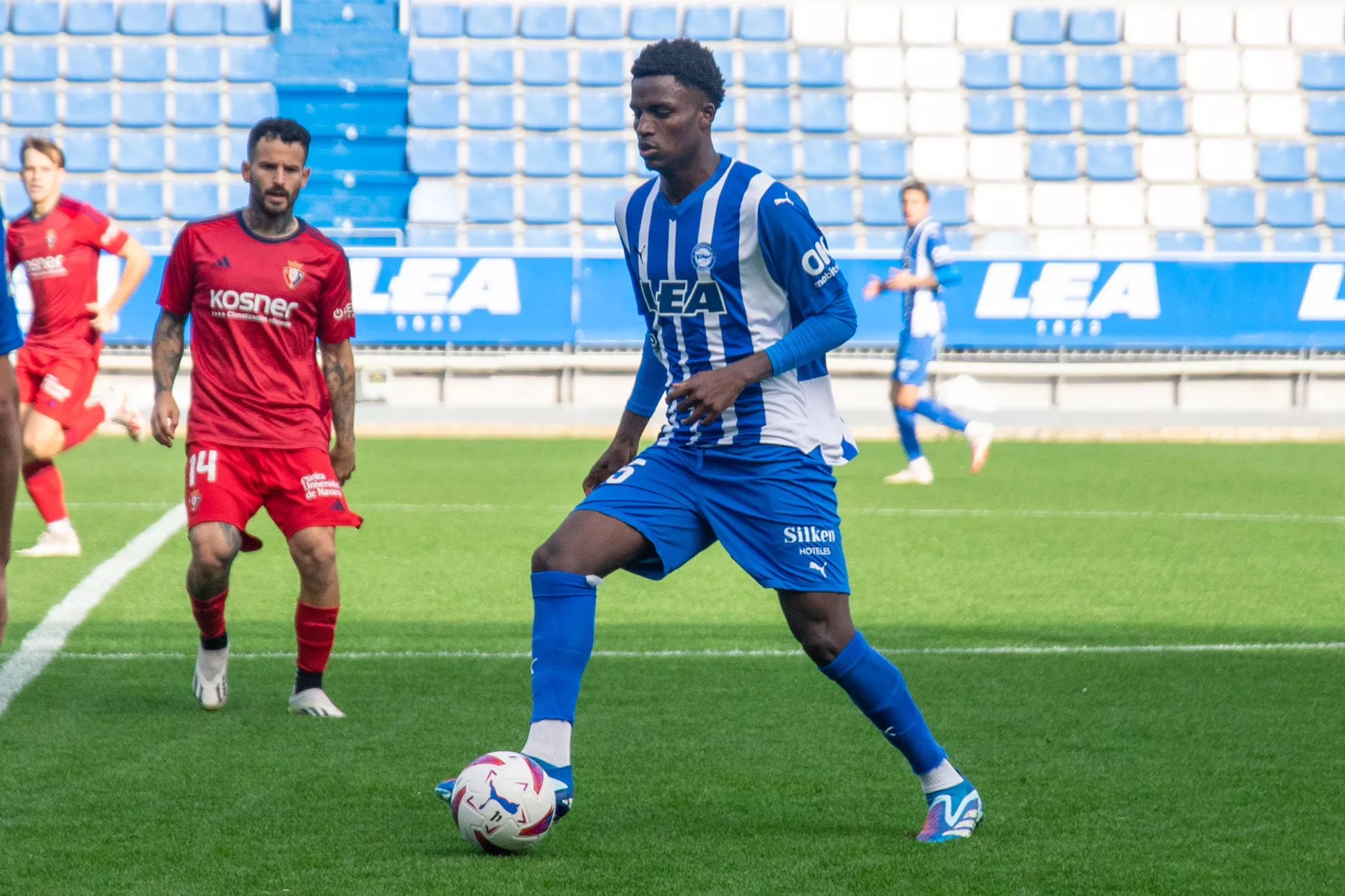 Selu Diallo fue titular en un amistoso ante Osasuna la pasada semana. Foto: @Alaves