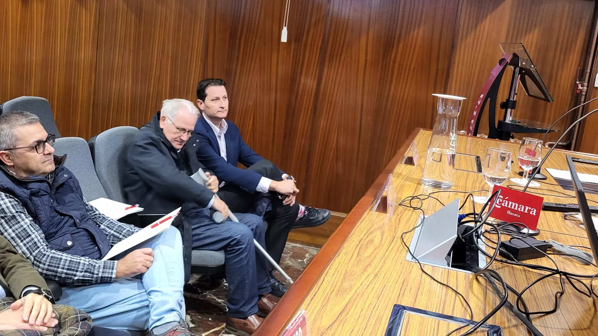 Presentacion del informe de 2002 en Cámara de Comercio