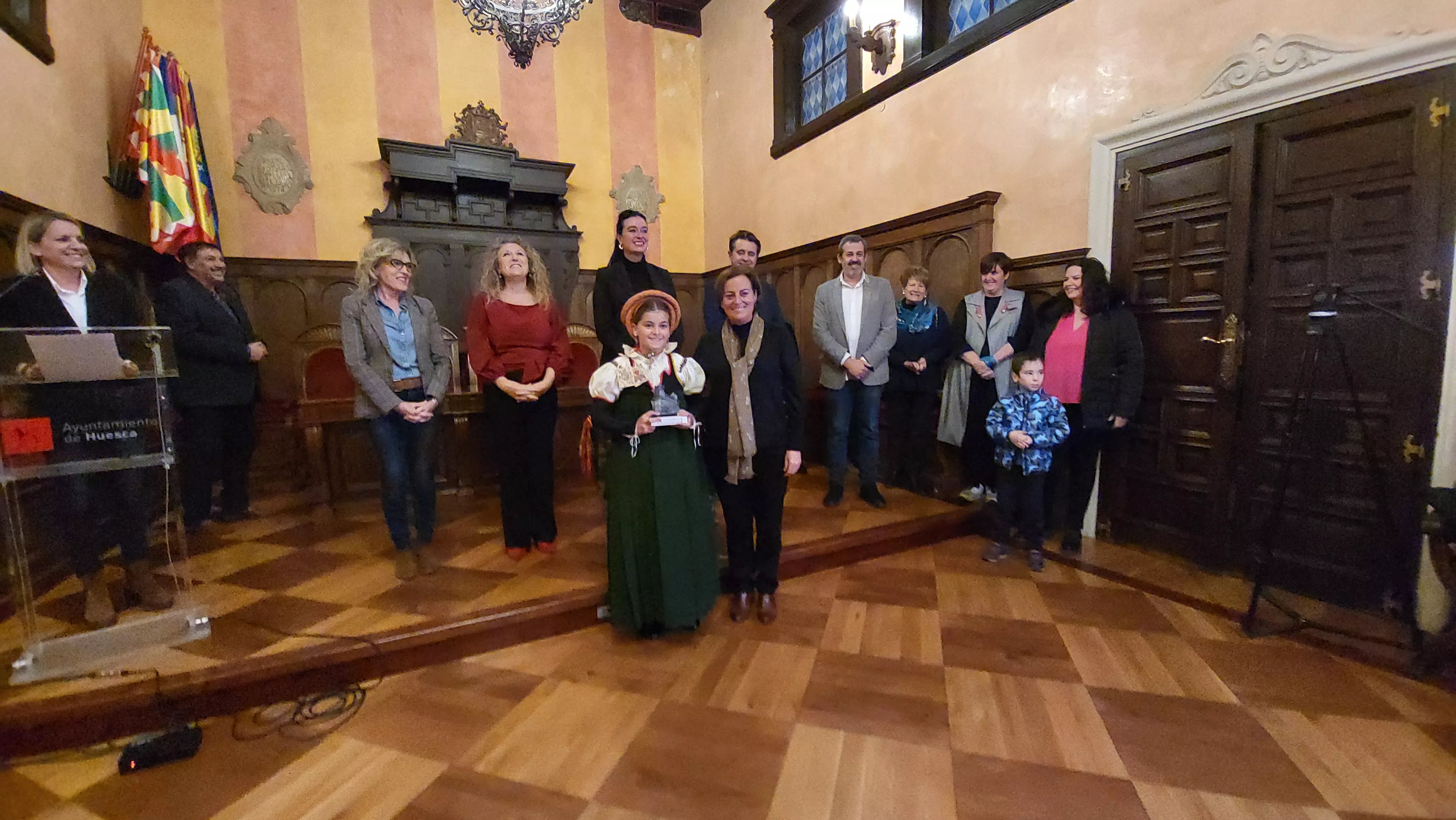 Izarbe Salvador, premio niña mejor ataviada. Foto Mercedes Manterola