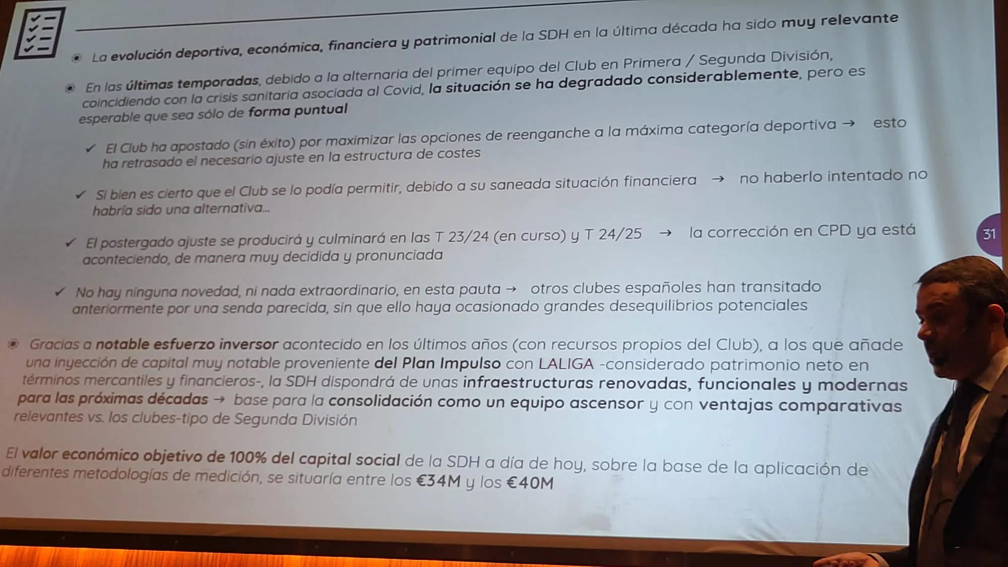 Conferencia de Gonzalo Ávila sobre la situación del Huesca