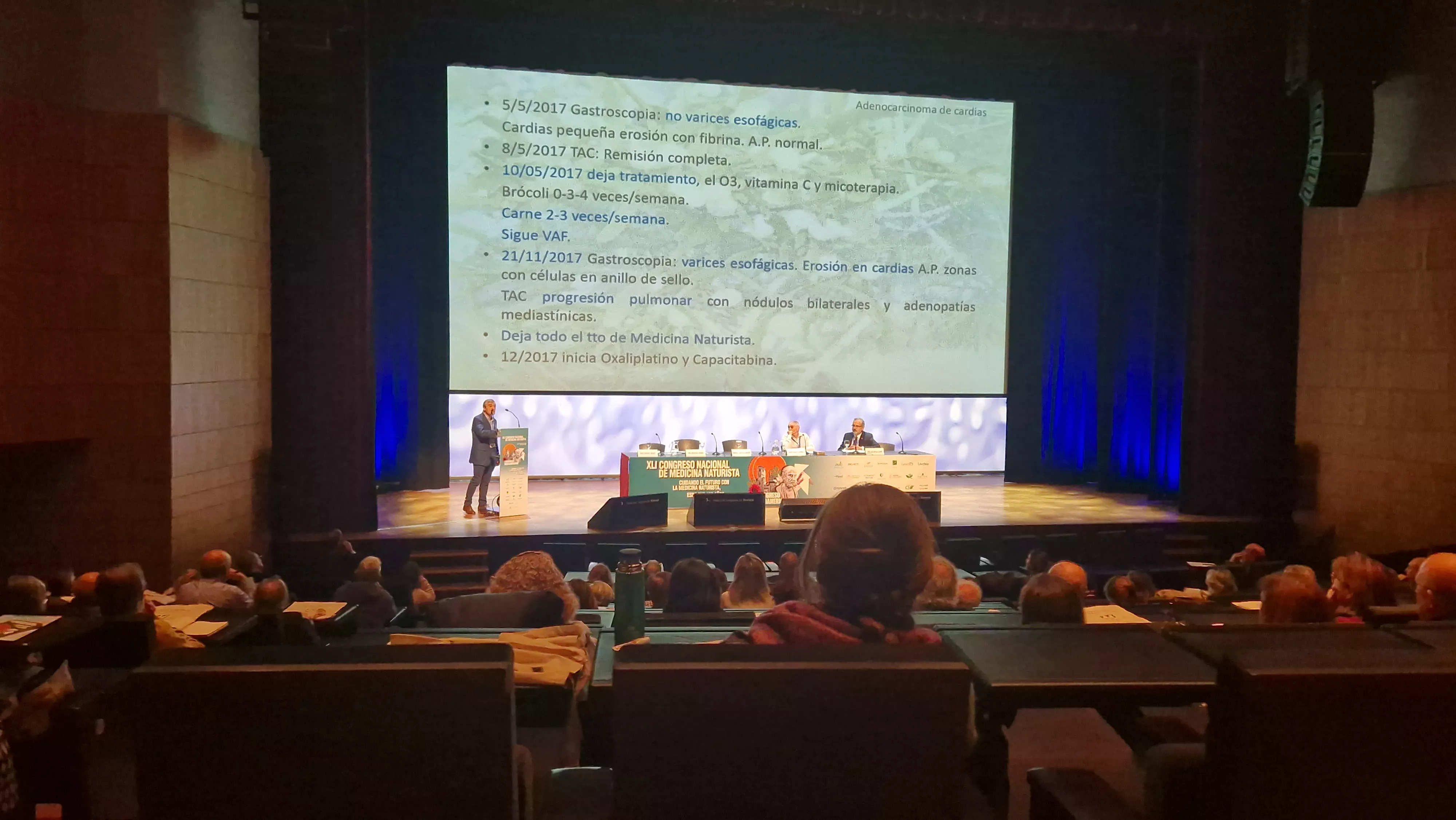 Congreso de Medicina Naturalista en Huesca. Foto Myriam Martínez 