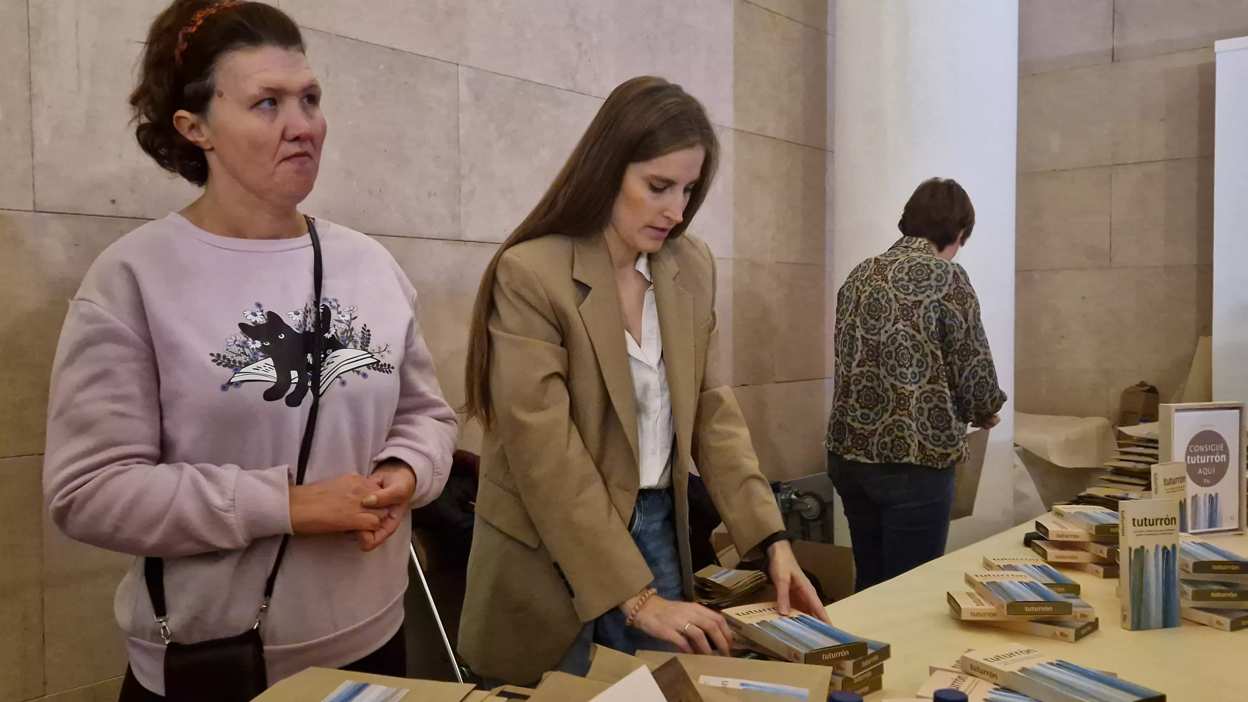 Presentación del primer turrón solidario del Gremio de Pasteleros de Huesca. Foto Myriam Martínez