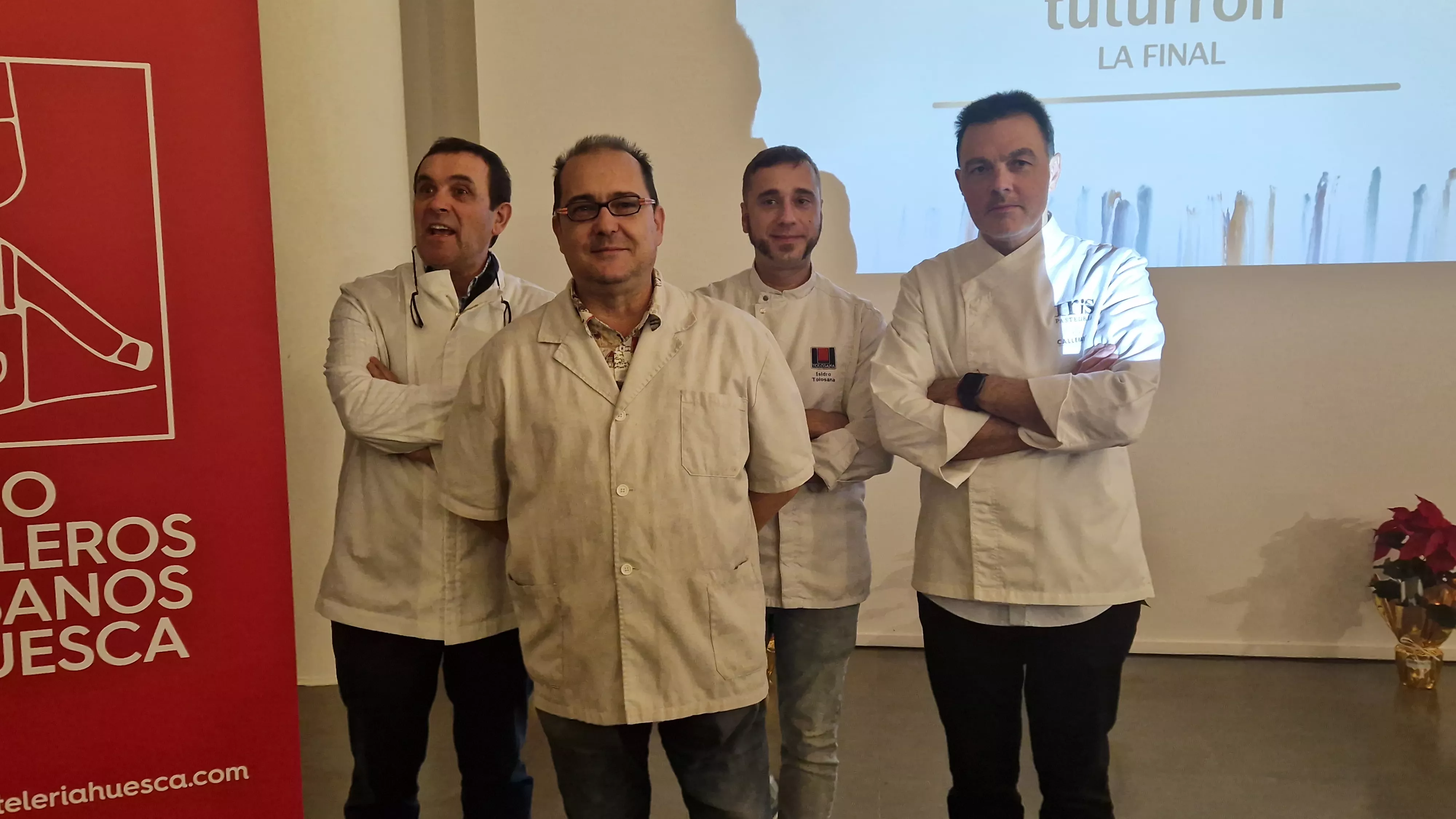 Presentación del primer turrón solidario del Gremio de Pasteleros de Huesca. Foto Myriam Martínez