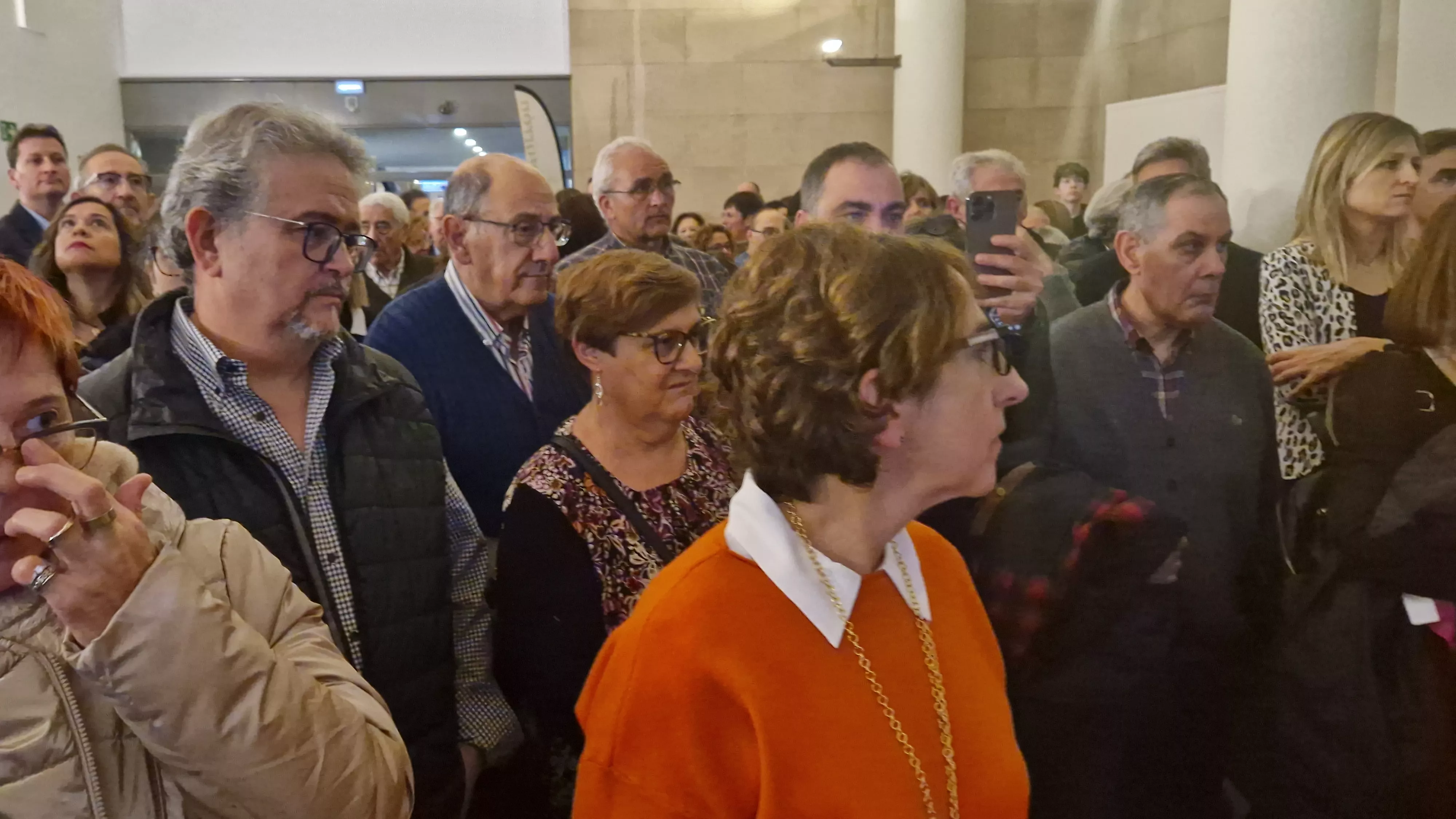 Presentación del primer turrón solidario del Gremio de Pasteleros de Huesca. Foto Myriam Martínez
