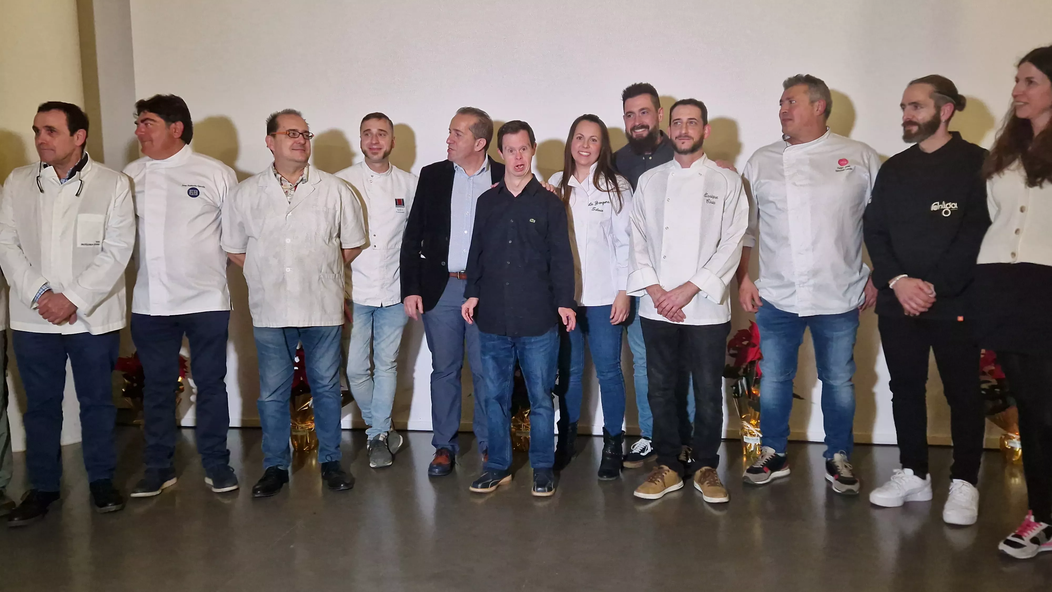 Presentación del primer turrón solidario del Gremio de Pasteleros de Huesca. Foto Myriam Martínez