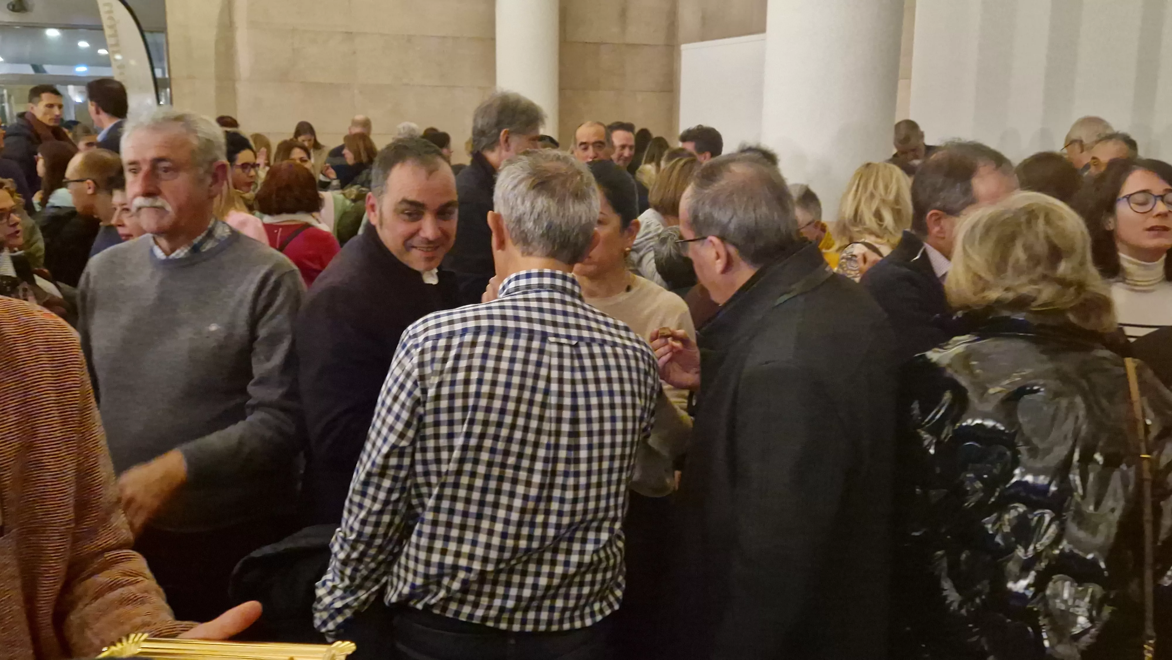 Presentación del primer turrón solidario del Gremio de Pasteleros de Huesca. Foto Myriam Martínez