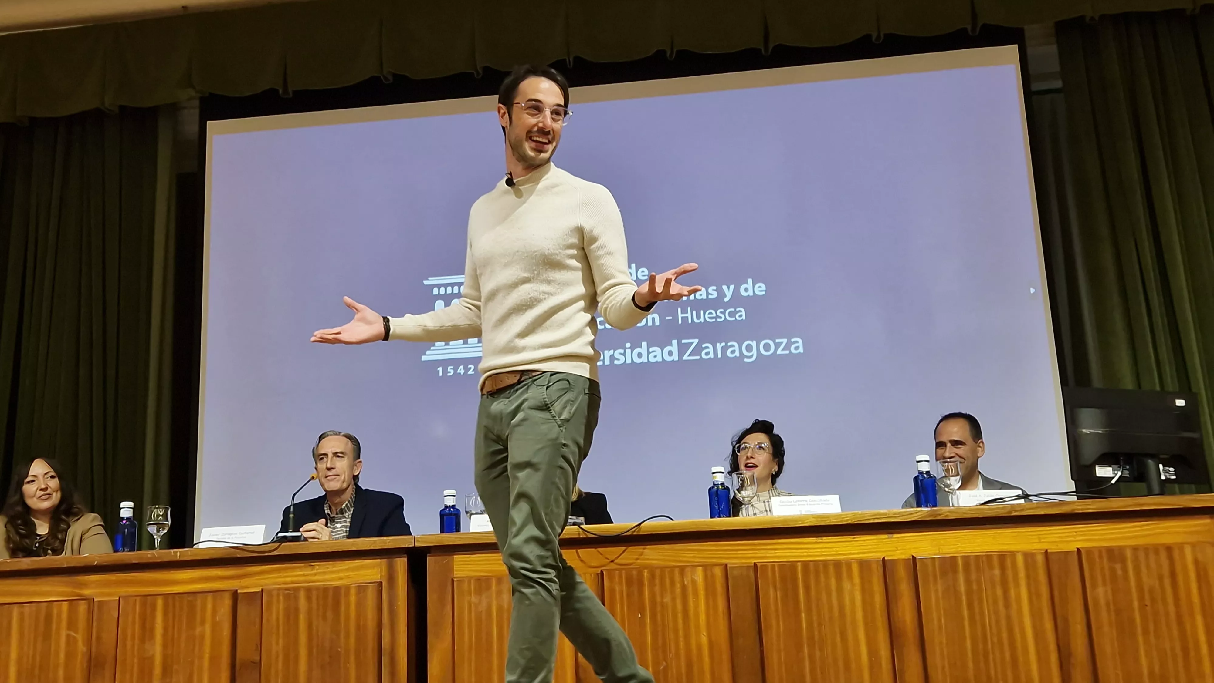 Víctor Manero. Homenaje a Pilar Tresaco y Chesús Vázquez. Foto Myriam Martínez