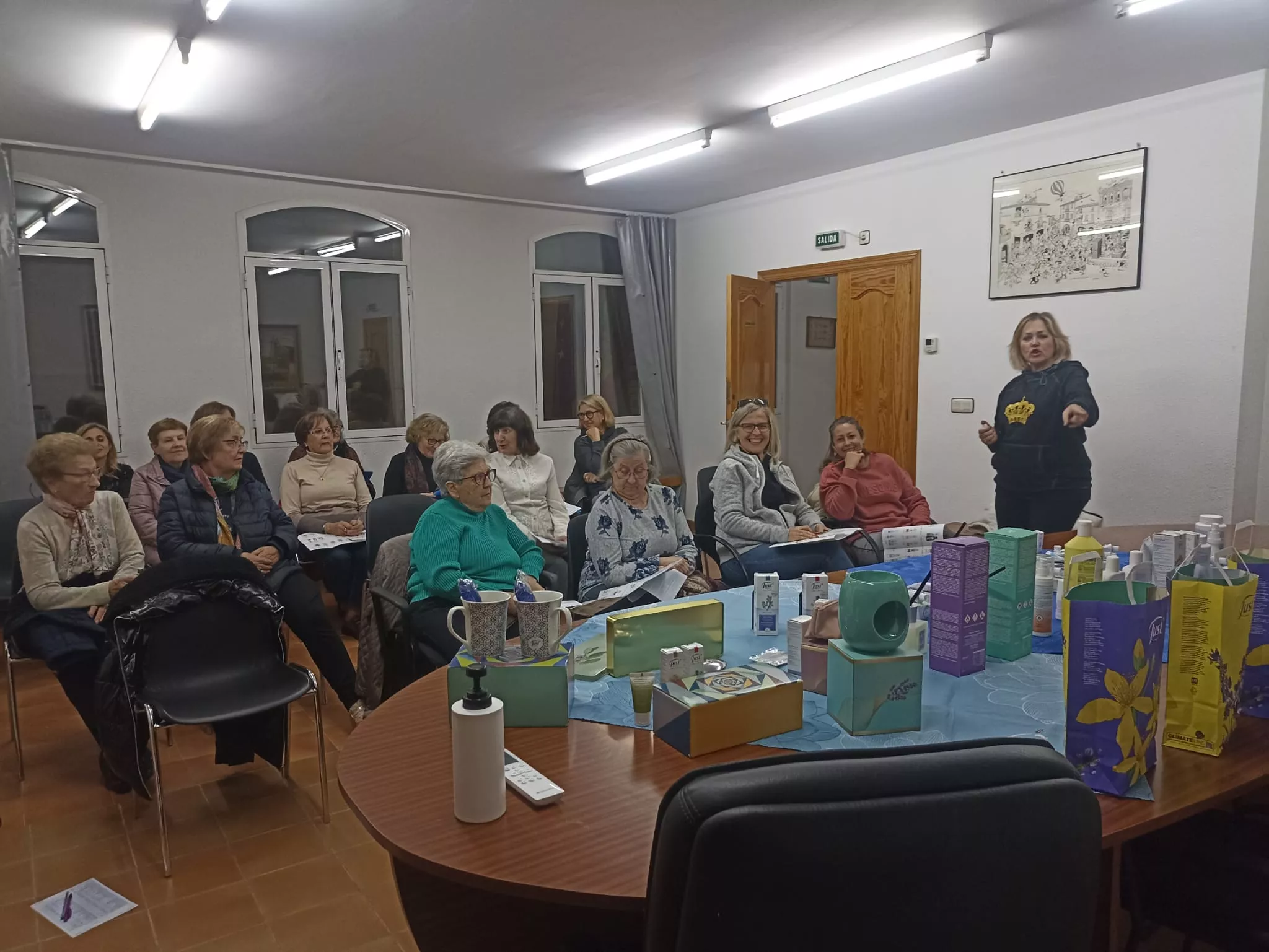 Beatriz Calvo, en su conferencia sobre cosmética facial en las Jornadas Culturales de Sesa