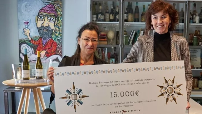 Entrega del cheque al CSIC Entrega del cheque al CSIC