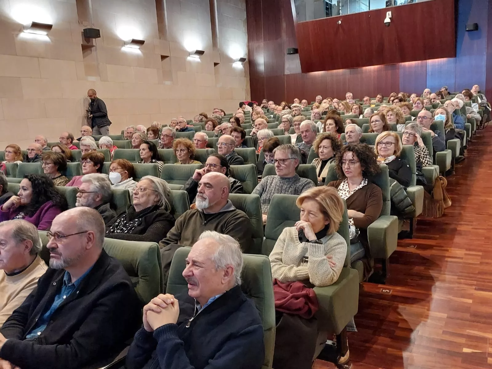 Presentación del libro Con Gusto de Adolfo Cajal Marzal en la Diputación
