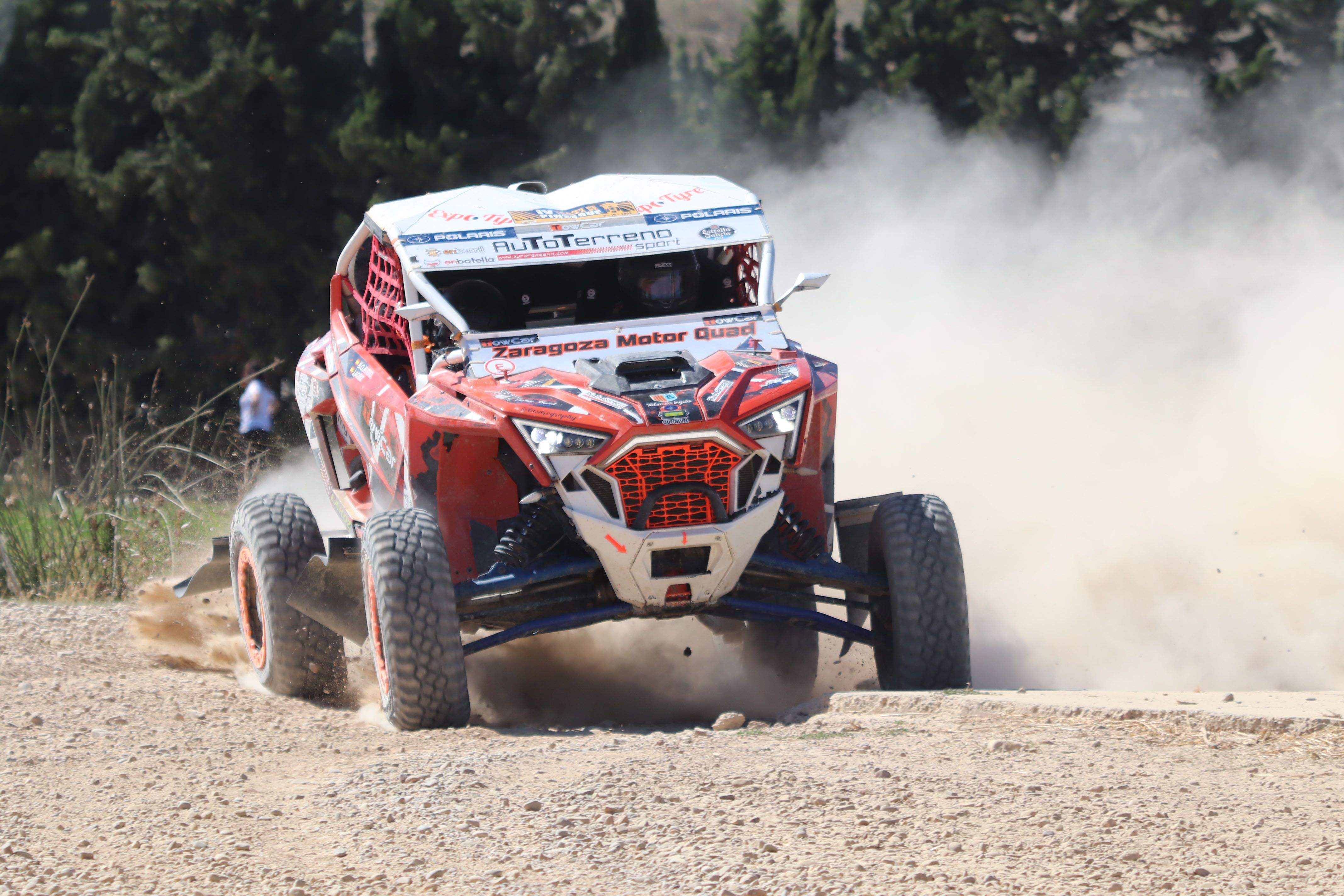 Juan Manuel Agóiz y Nerea Clavero