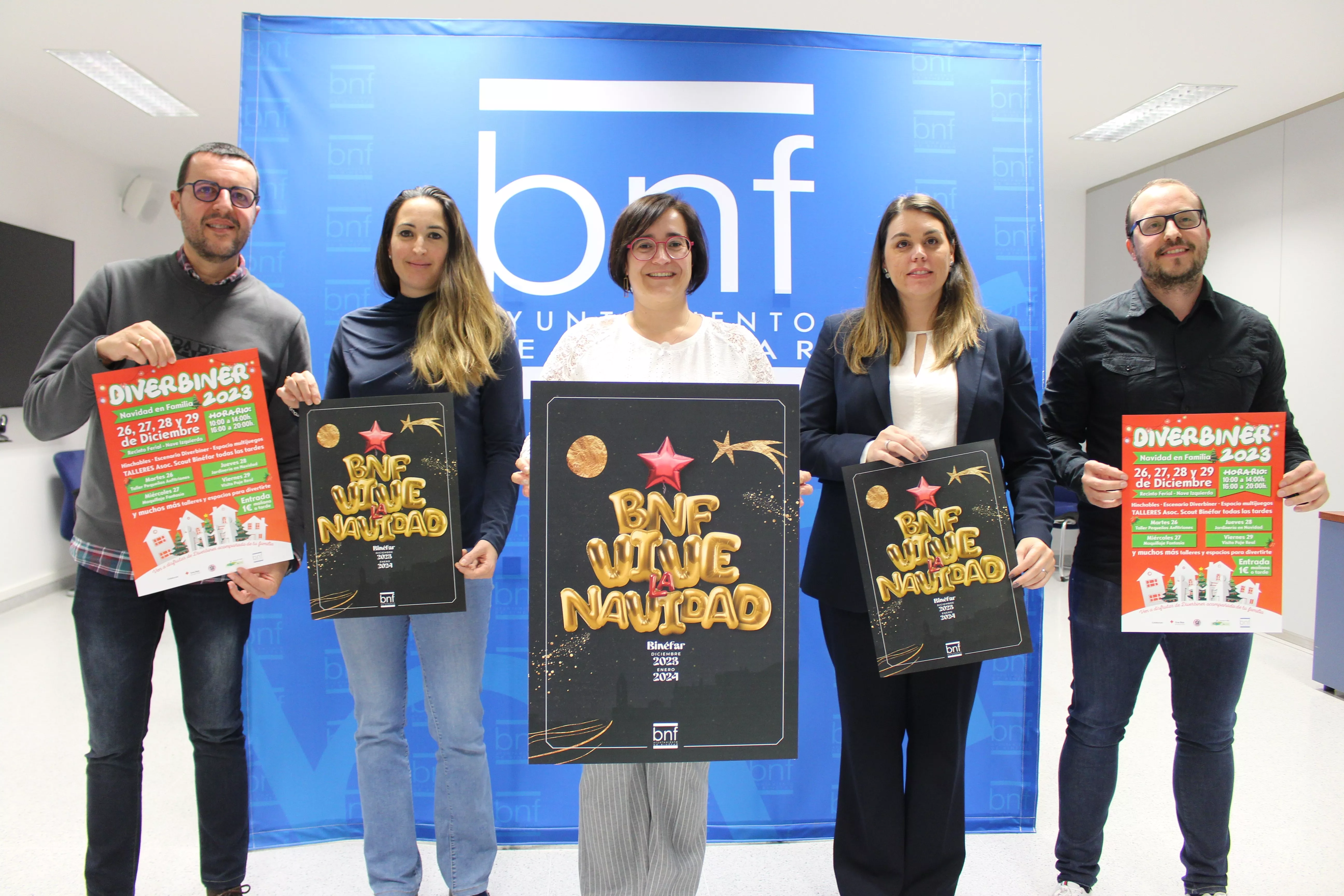 César Pardos, Beatriz Oliván, Patricia Rivera, Beatriz de Pano y Miguel Ángel Pascual. El encendido de luces del día 1 arranca una intensa programación navideña en Binéfar