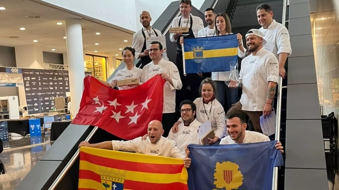 Improvisado podio autonómico Improvisado podio autonómico