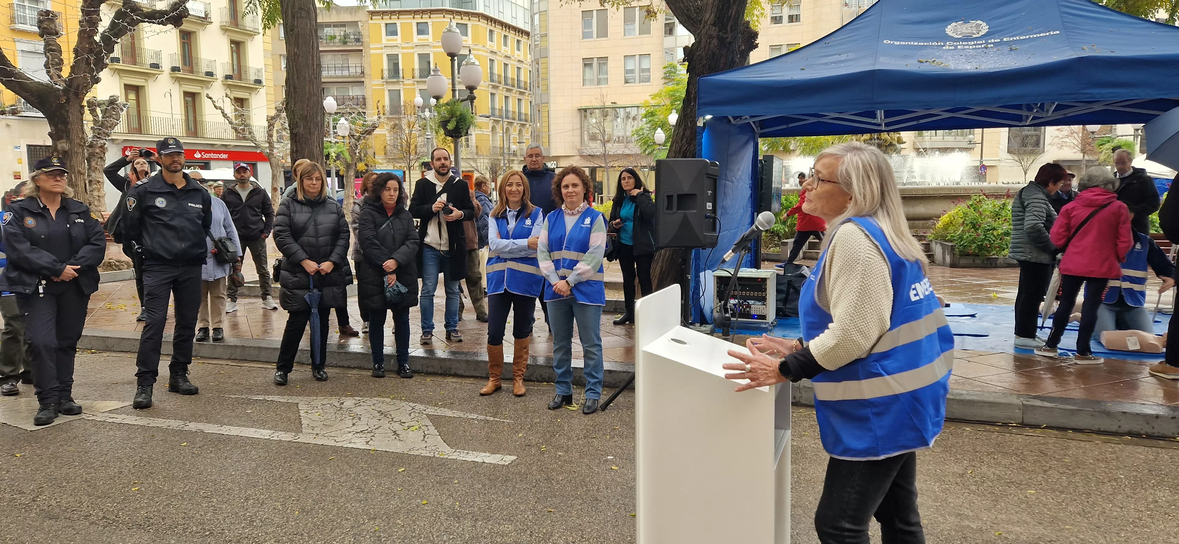 Actividad del Colegio de Enfermería en Huesca. Las enfermeras aragonesas apuestan por un nuevo mapa sanitario. Foto Myriam Martínez