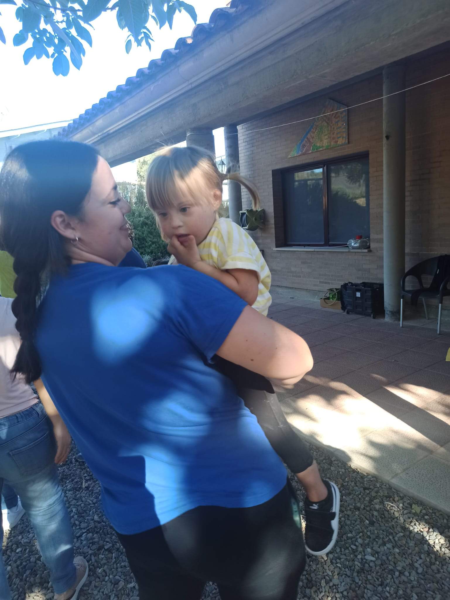 Imágenes del encuentro de familias de Down Huesca y Zaragoza en Fonz 