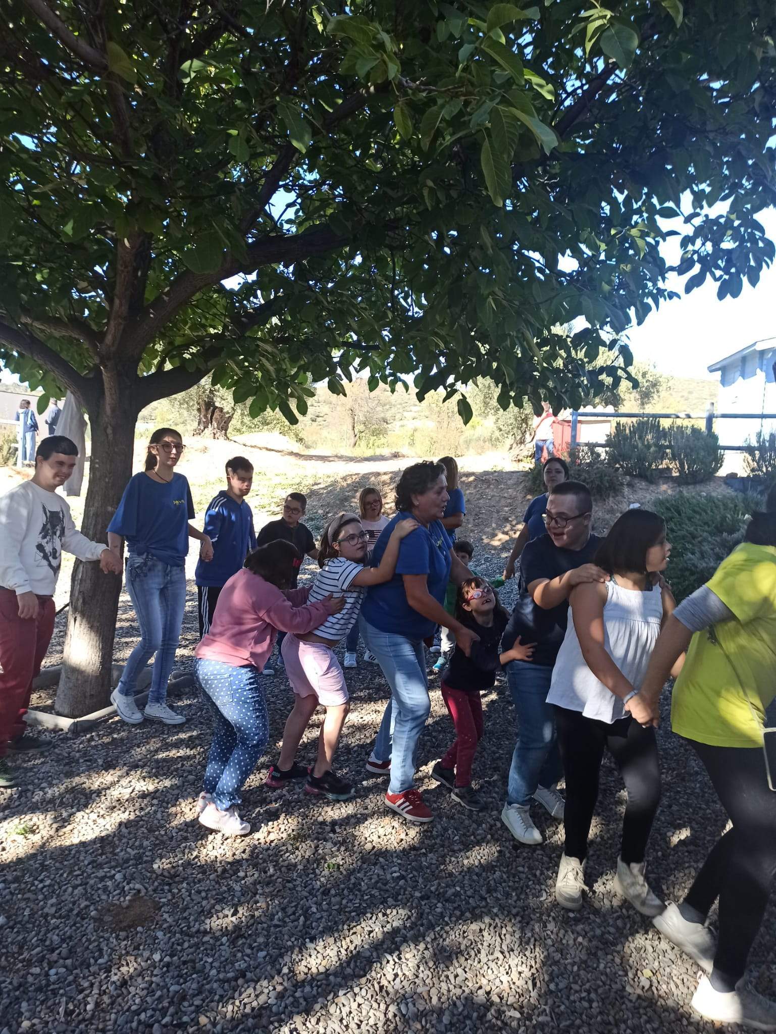 Imágenes del encuentro de familias de Down Huesca y Zaragoza en Fonz 