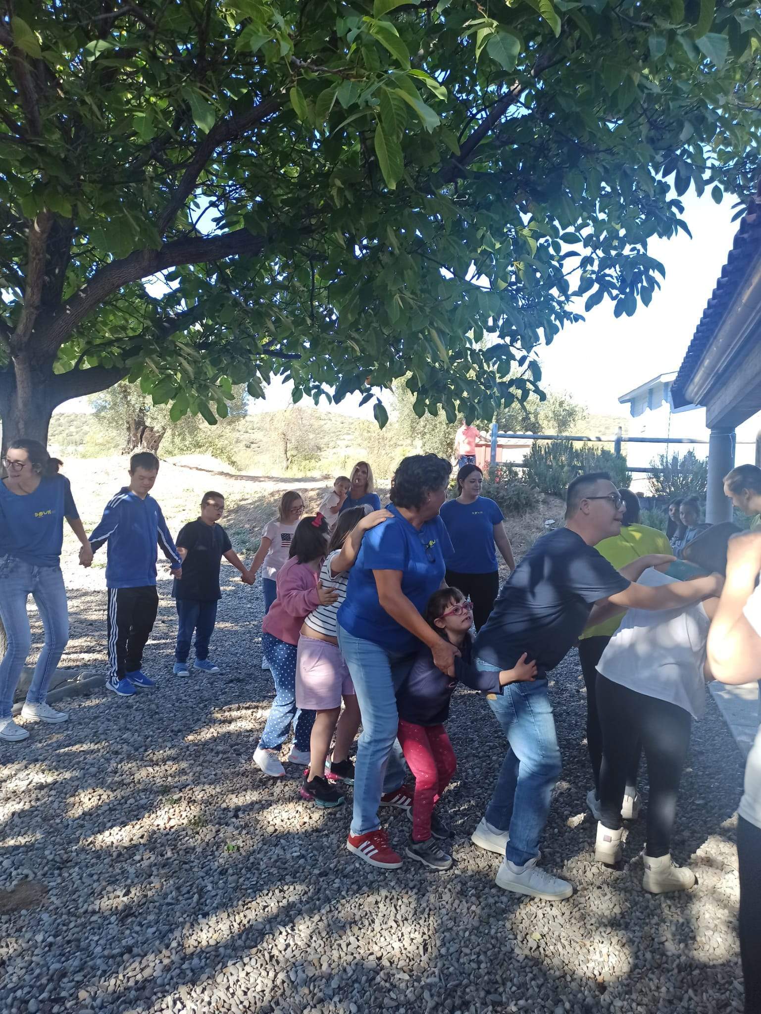 Imágenes del encuentro de familias de Down Huesca y Zaragoza en Fonz 