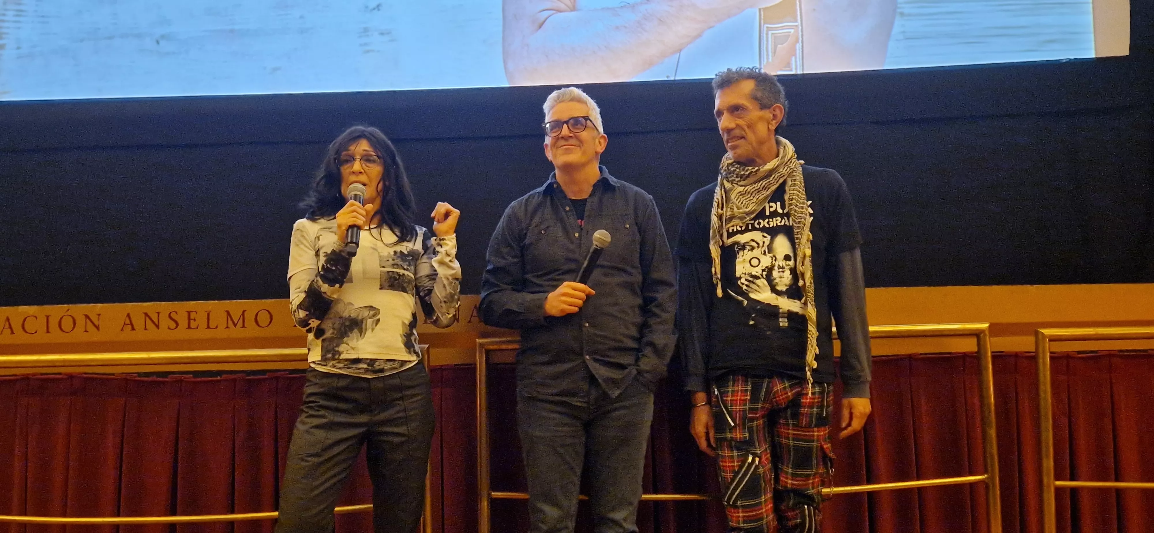 Estreno en Huesca de la película de Manolo Kabezabolo. Foto Myriam Martínez