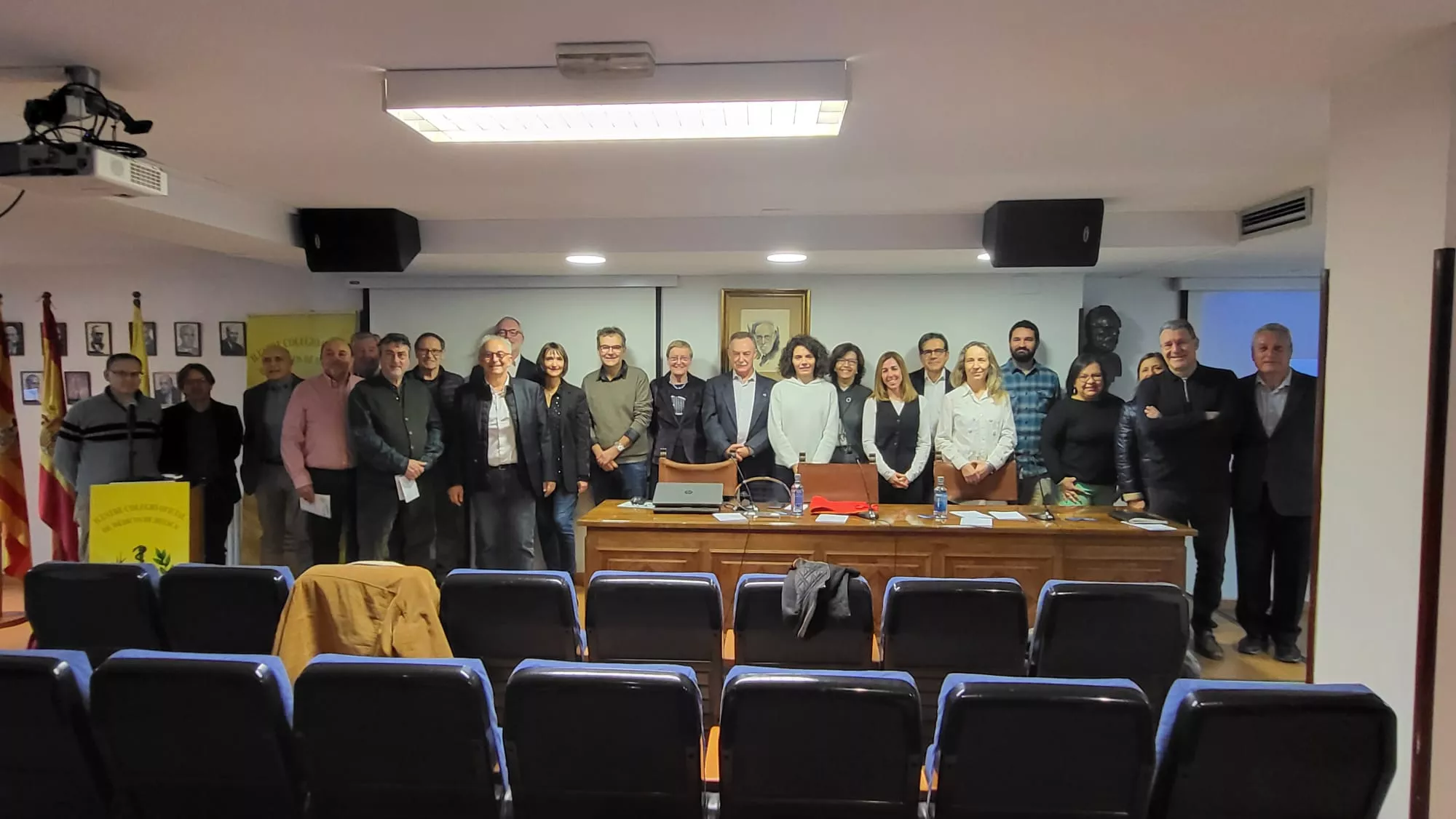 Encuentro de Occitania y Aragón en el Colegio de Médicos de Huesca
