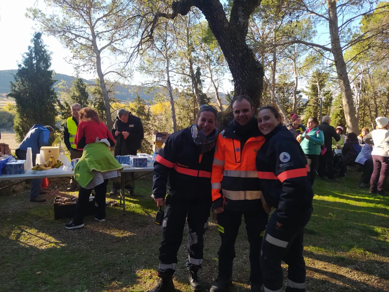 Voluntarios de la Ruta de las Ermitas de Ayerbe. Foto Alejandro Salcedo