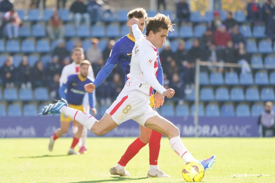 Javi Martínez arma el disparo