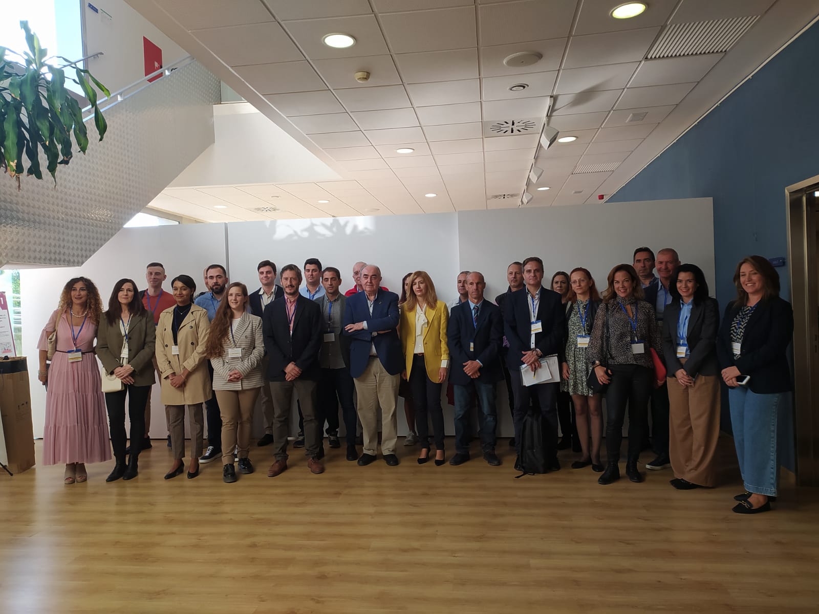 Fotografía de familia de los participantes en Ferma Exporta.