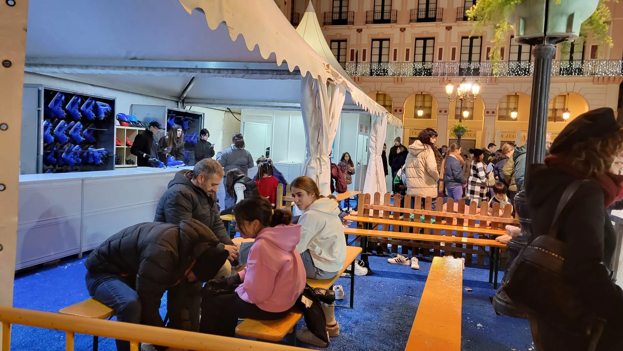 Pista de hielo de Huesca