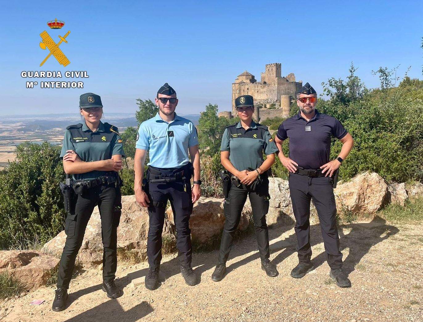 Agentes de la Guardia Civil y la Gendarmería patrullan en La Hoya