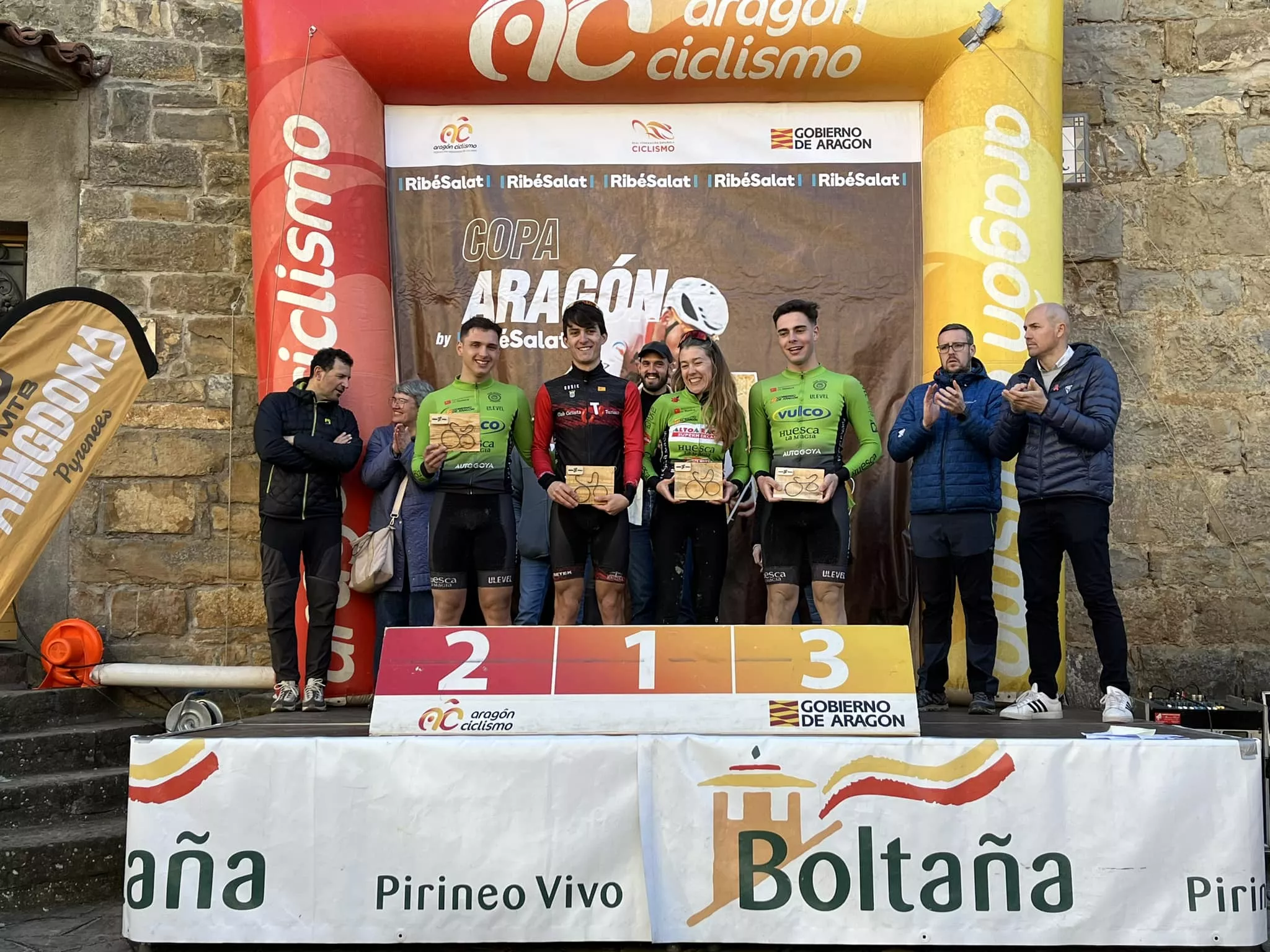 Ana López luce maillot en la apertura de la Copa Aragón de Ciclocross 2023