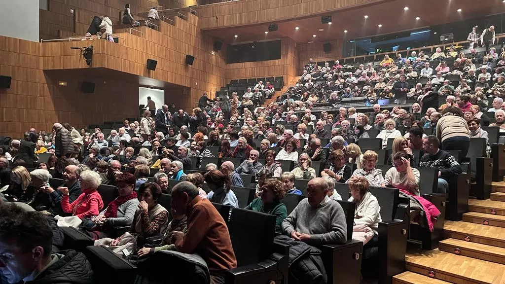 Actuación de El Consorcio en el Palacio de Congresos de Huesca. Foto: Mercedes Manterola