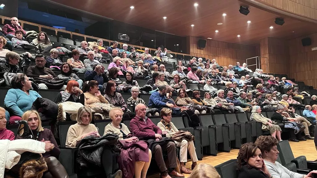 Actuación de El Consorcio en el Palacio de Congresos de Huesca. Foto: Mercedes Manterola