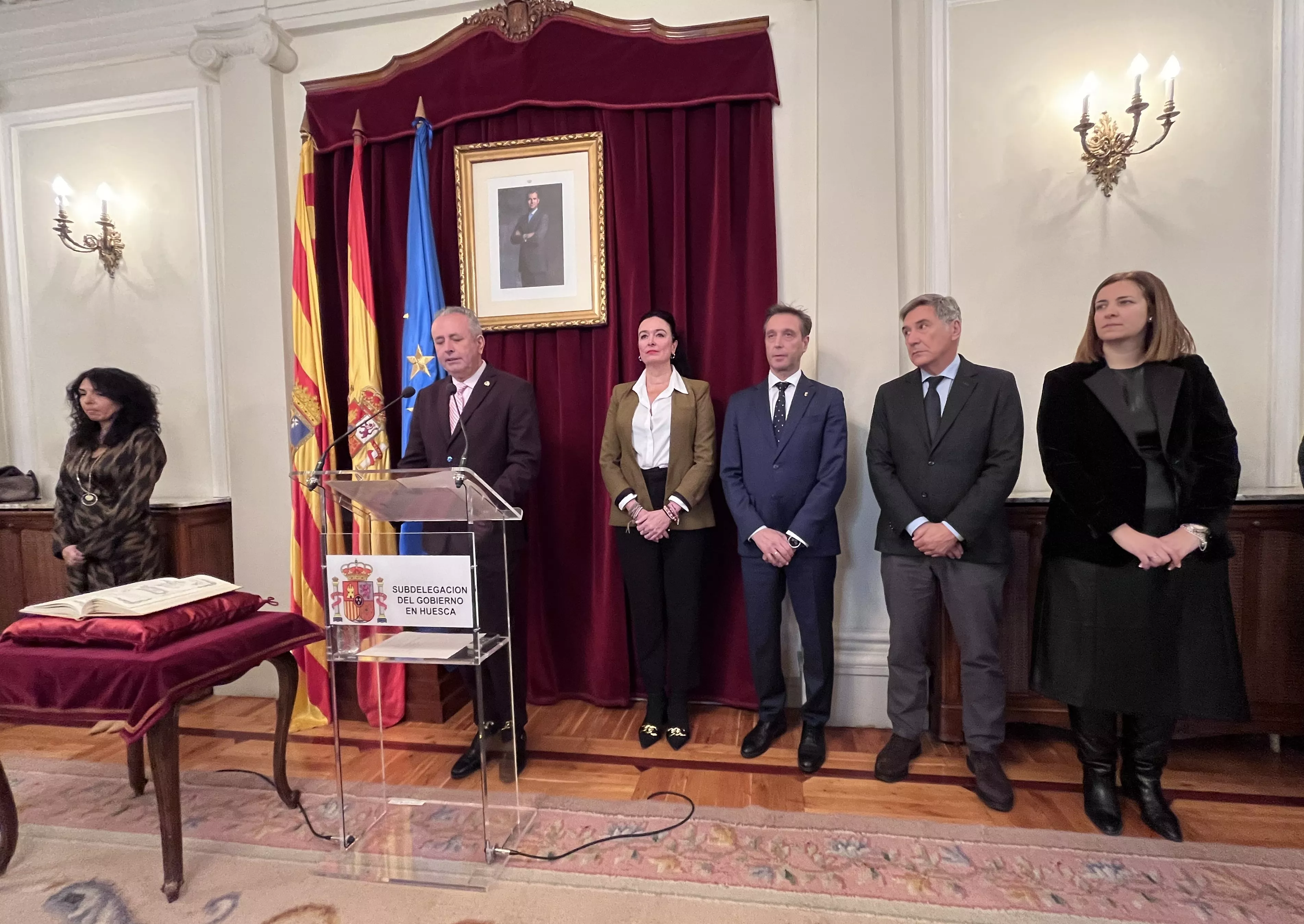 Celebración del 45 aniversario de la Constitución en la Subdelegación del Gobierno en Huesca. Foto Mercedes Manterola