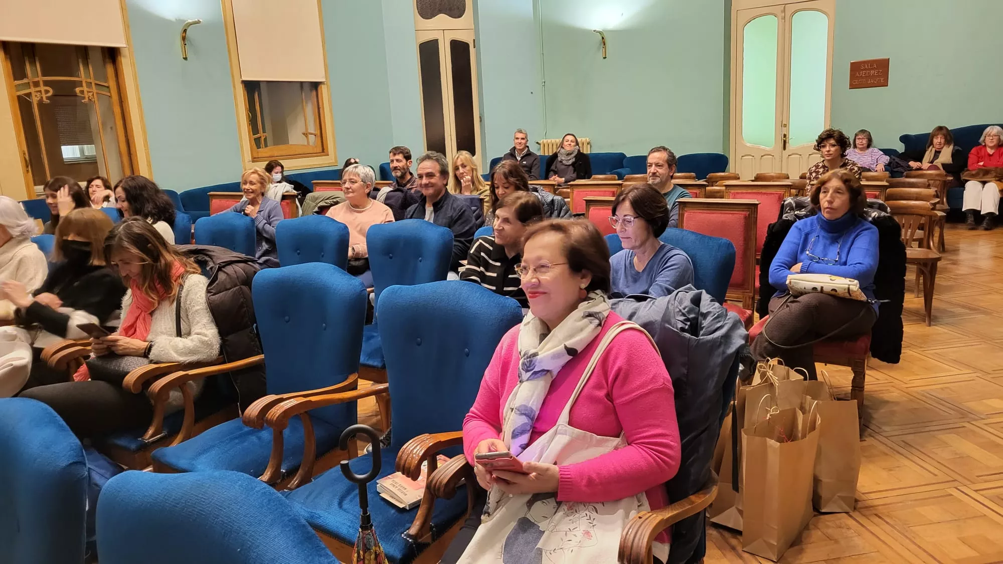 Presentación de No podría estar más contenta de María Frisa y Marisol Aznar