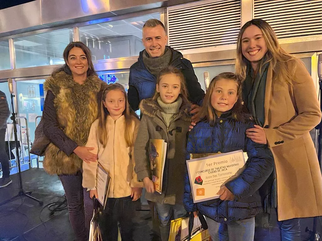 Animado encendido de las luces de Navidad en Jaca. Foto Ayuntamiento de Jaca