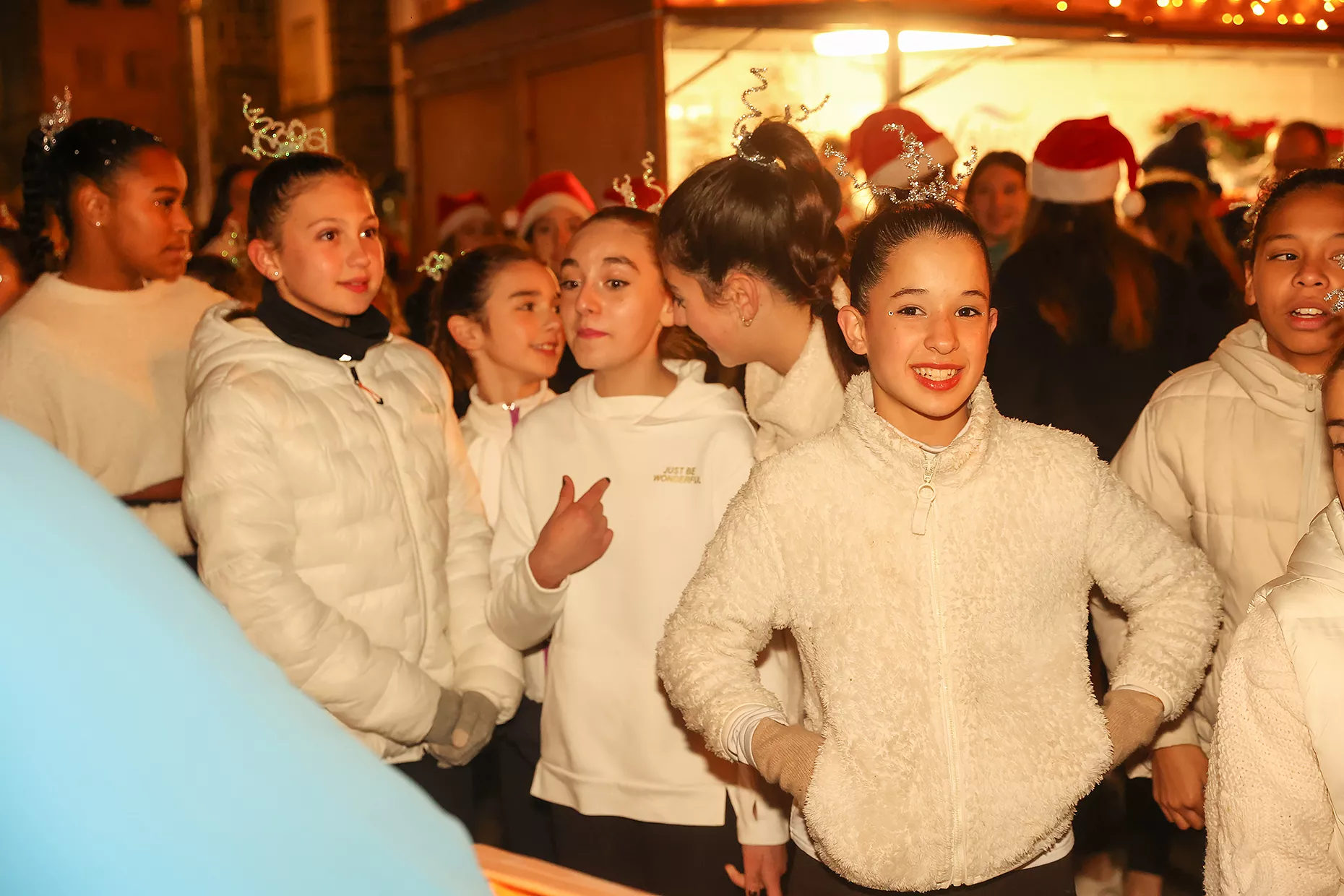 Animado encendido de las luces de Navidad en Jaca. Foto Ayuntamiento de Jaca