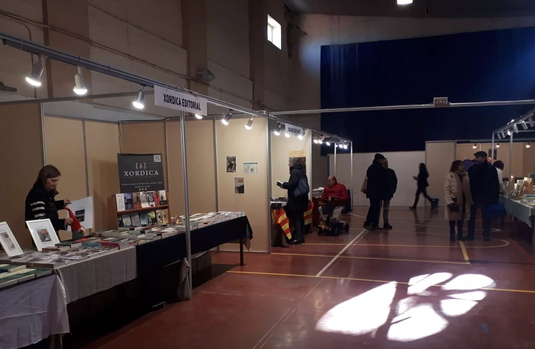 Celebración de la Feria del Libro Aragonés en Monzón.