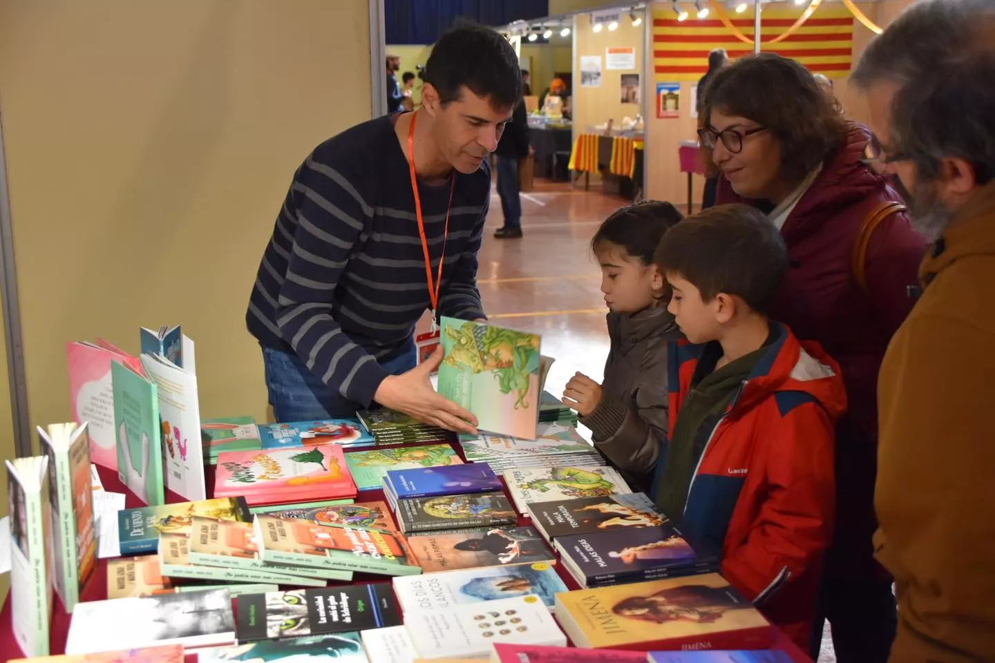Celebración de la Feria del Libro Aragonés en Monzón.