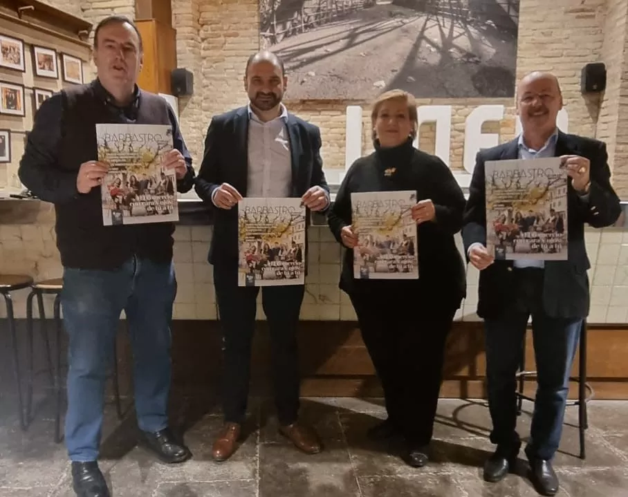 Javier García Antón, Fernando Torres, Silvia Ramírez y José Antonio Pérez, en la presentación de Barbastro Ciudad Abierta
