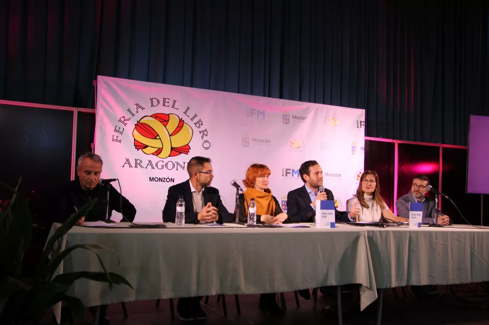 Celebración de la Feria del Libro Aragonés en Monzón. Foto Carlos Neofato
